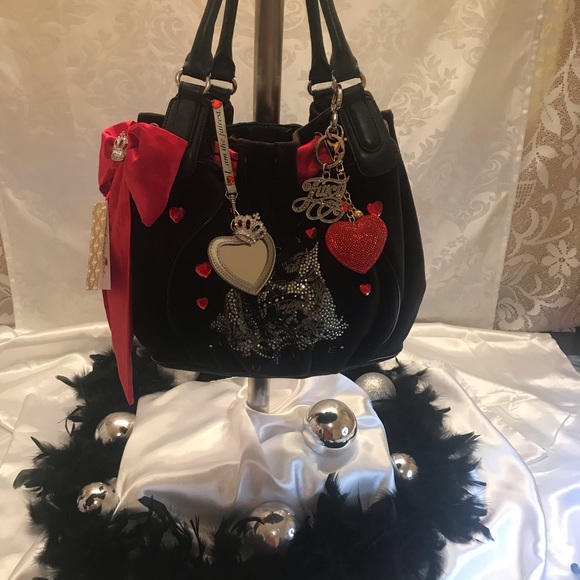 Rare gorgeous ✨vintage y2k black velvet and red satin purse ♥️ - Picture 4 of 14